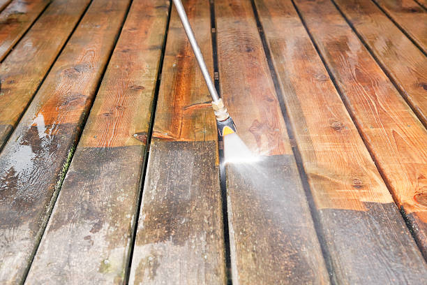 Why Choose Our Certified Pressure Washing Experts for Your Project Needs in Bensville, MD?